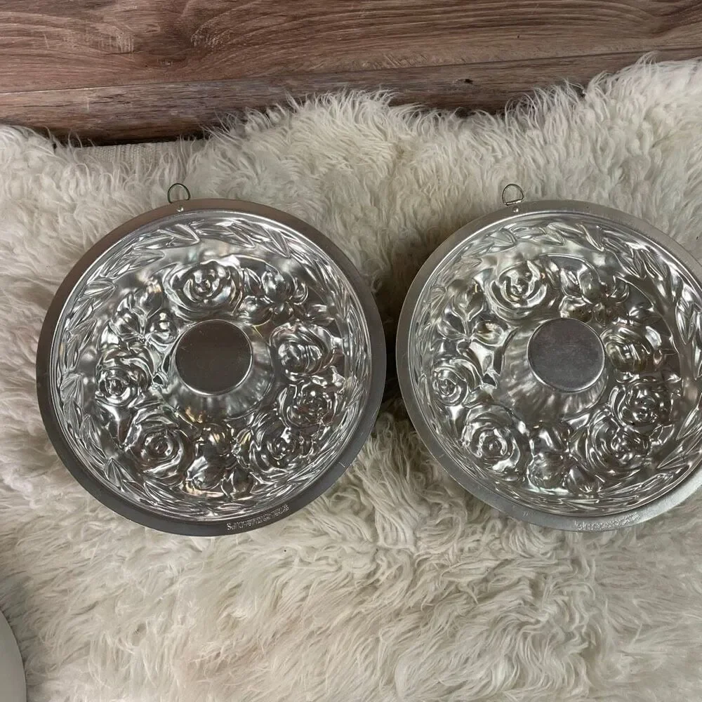 Rose Ring Jello® Mold AHC 1963 Ring of Roses Aluminum 9” Diam 5 Cup Green  Set 2